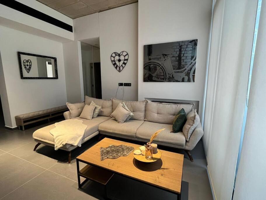 U Park 1-br In Sin El Fil Apartment