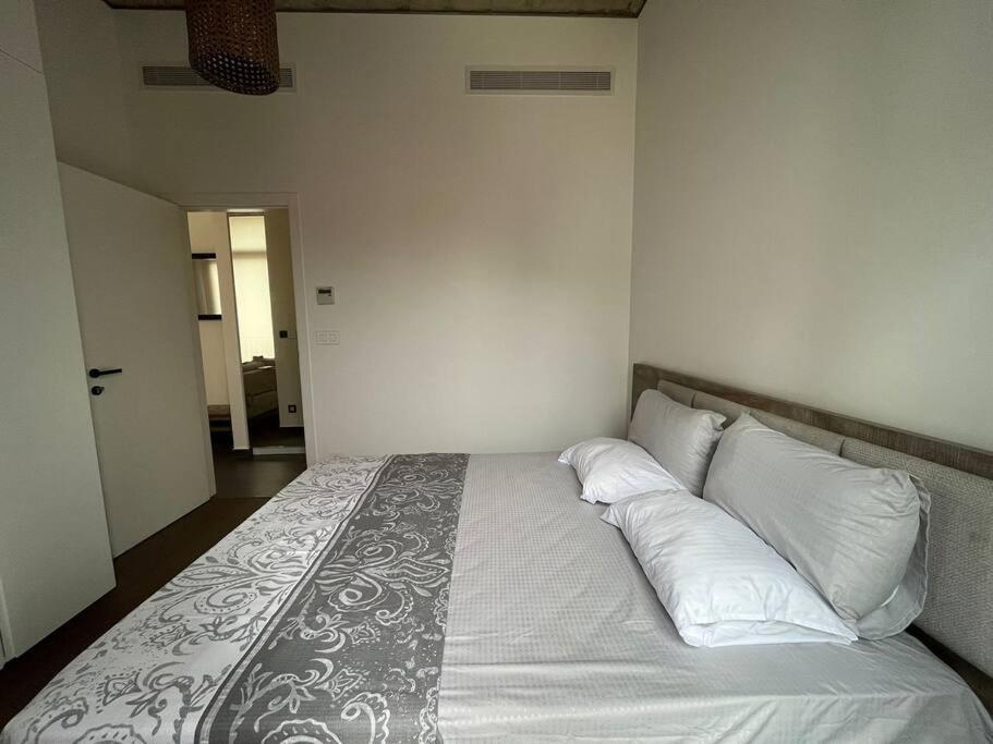 U Park 1-br In Sin El Fil Apartment